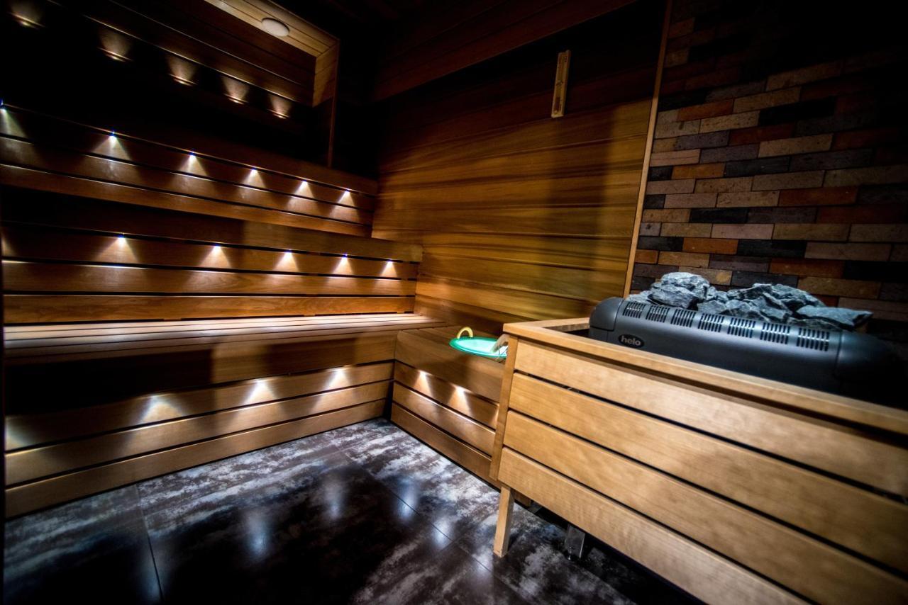 Aghababyan'S Hotel Erevan Exterior foto A modern Finnish sauna